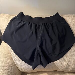 CRZ YOGA dolphin shorts (XS)